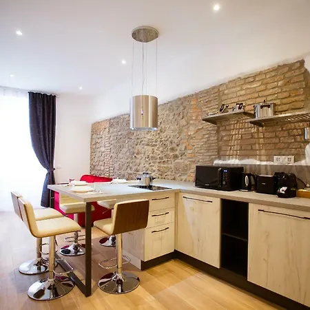 Apartment Elegant 5 Terre La Spezia