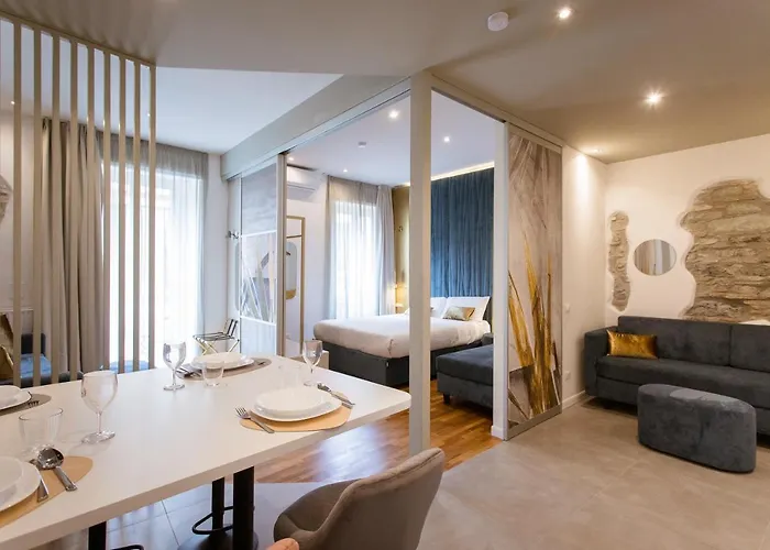 Elegant 5 Terre