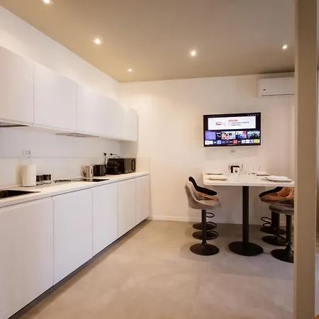 Elegant 5 Terre