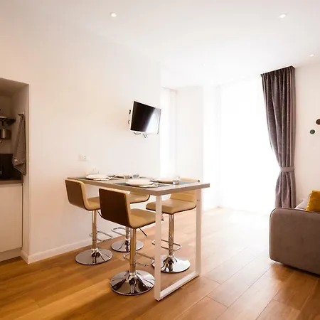 Elegant 5 Terre Appartamento *