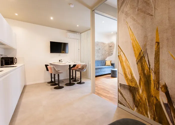 Elegant 5 Terre